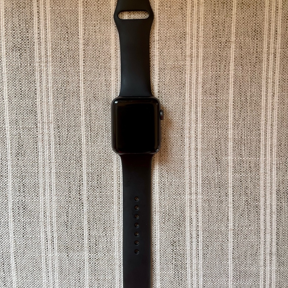 APPLE WATCH SERIES 3 - 42MM